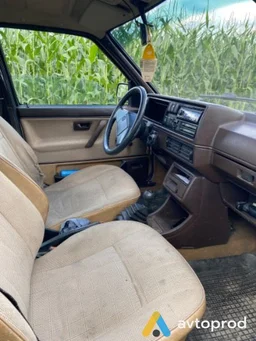 Photo 2 - Volkswagen Jetta 1989