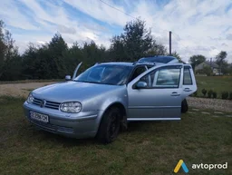 Фото 4 - Volkswagen Golf 2004