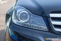 Photo 4 - Mercedes-Benz C-class 2015