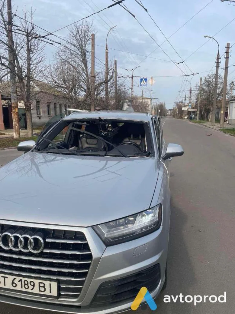 Photo 3 - Audi Q7 2017