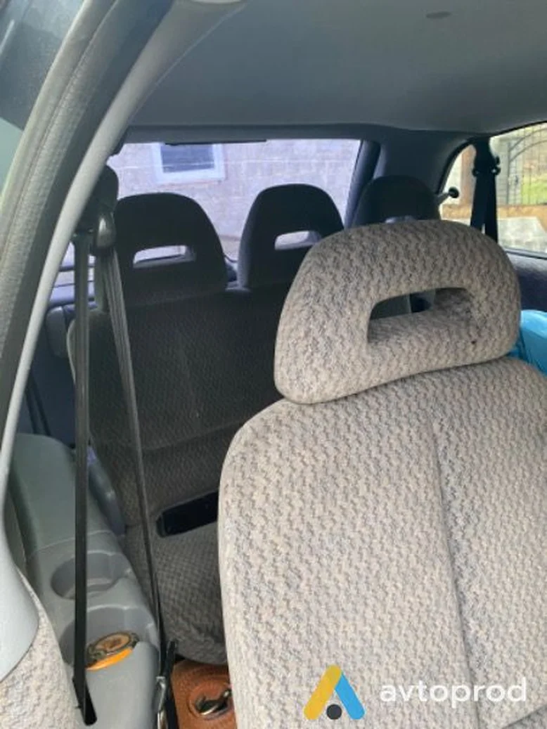 Фото 4 - Chrysler Grand Voyager 1998