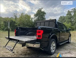 Photo 2 - Ford F-150 2018