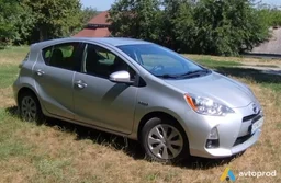 Photo 3 - Toyota Prius 2014