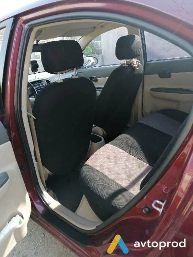 Фото 3 - Hyundai Accent 2008