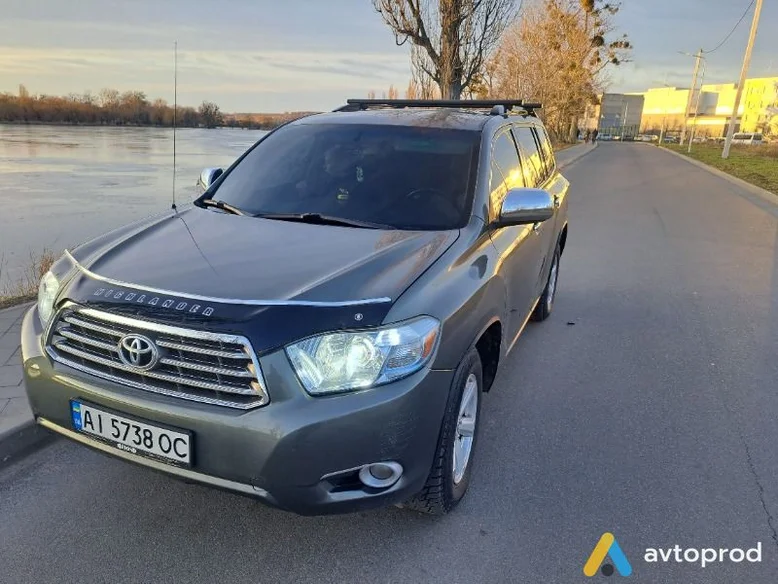 Фото 1 - Toyota Highlander 2010
