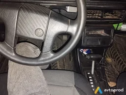 Photo 2 - Volkswagen Golf 1998