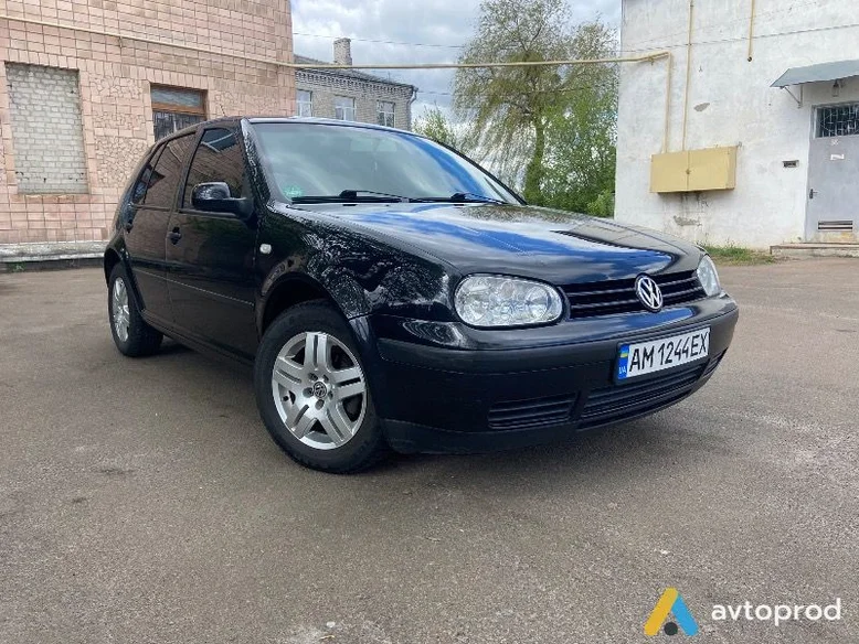 Фото 1 - Volkswagen Golf 2001