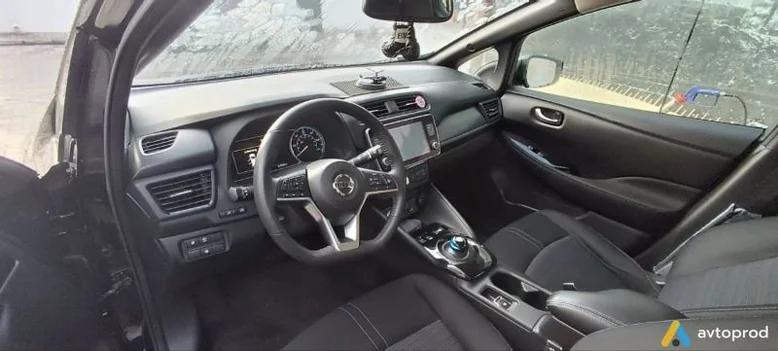 Фото 4 - Nissan Leaf 2021