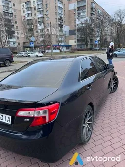 Фото 4 - Toyota Camry 2012