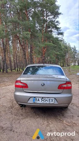 Фото 3 - Skoda Superb 2010
