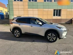 Фото 2 - Nissan Rogue 2021
