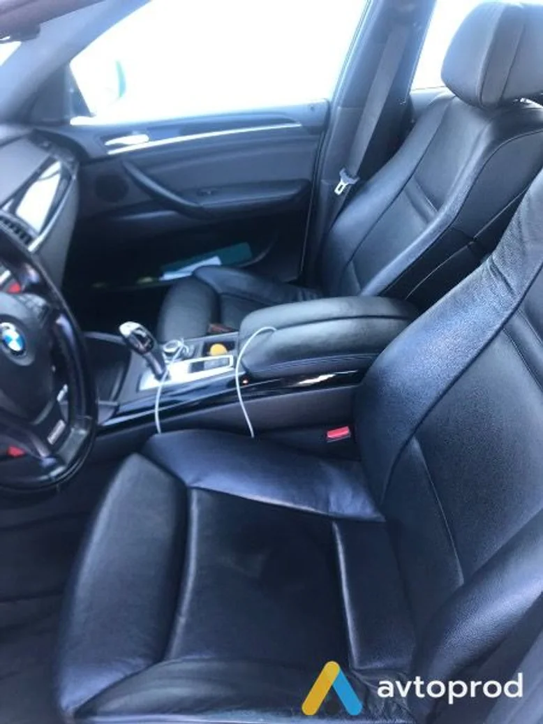 Фото 4 - BMW X6 2011