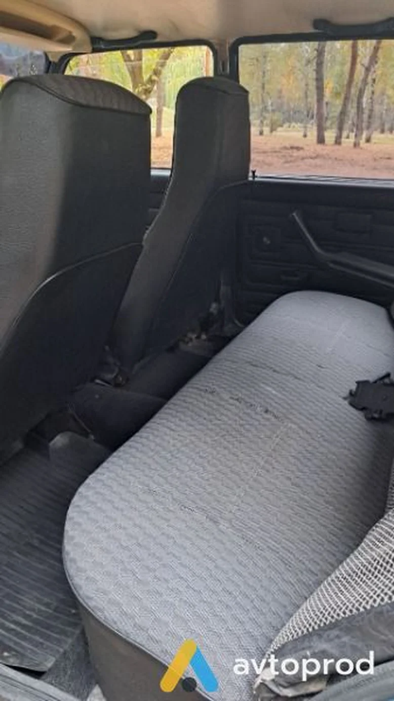 Фото 3 - VAZ 2107 2005