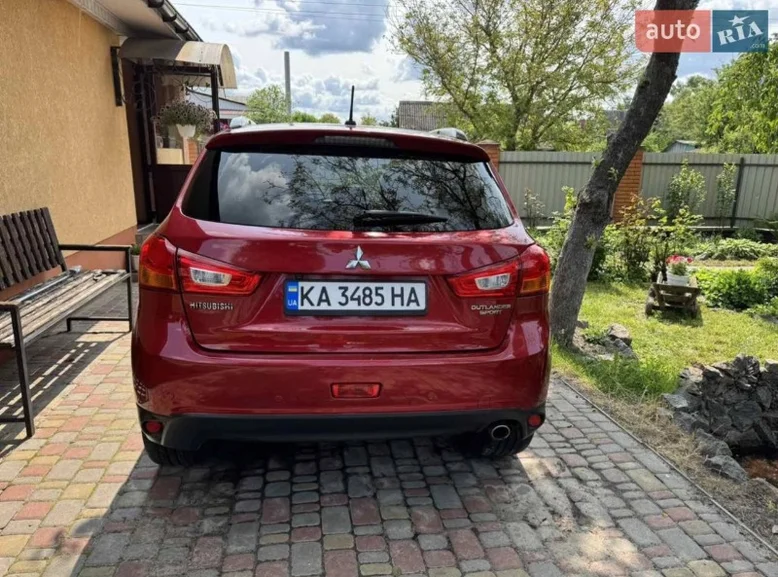 Фото 3 - Mitsubishi Outlander 2014