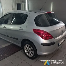 Photo 2 - Peugeot 308 2010
