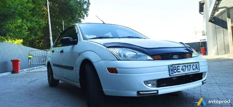 Фото 4 - Ford Focus 2001