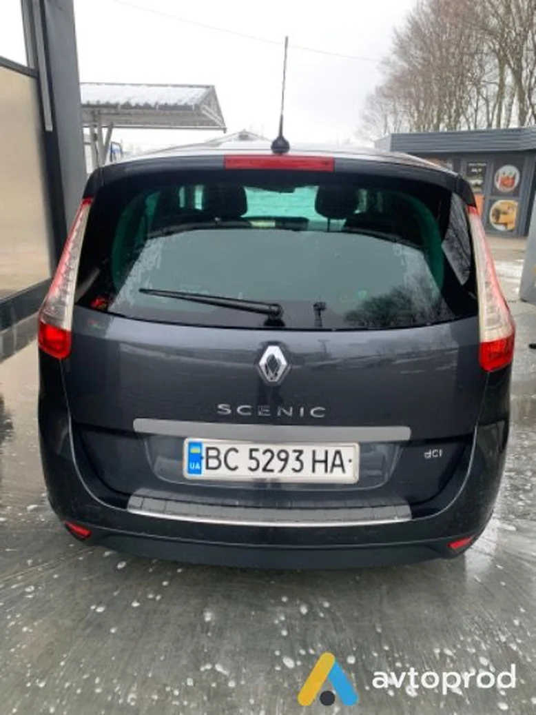 Фото 3 - Renault Grand Scenic 2010