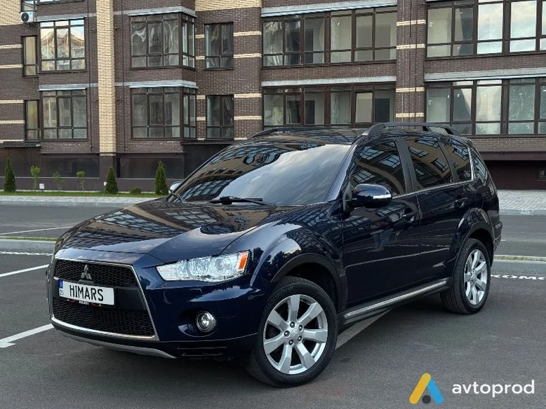 Фото 1 - Mitsubishi Outlander 2012