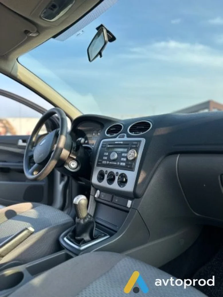 Фото 4 - Ford Focus 2005