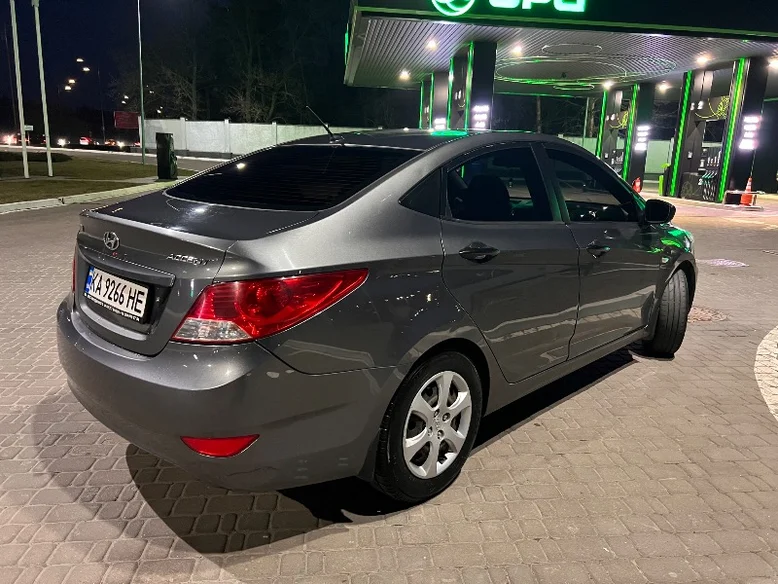 Фото 3 - Hyundai Accent 2013