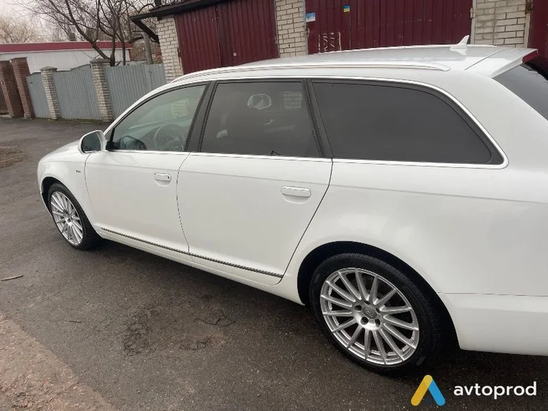 Фото 2 - Audi A6 2010