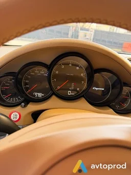 Photo 4 - Porsche Cayenne 2012