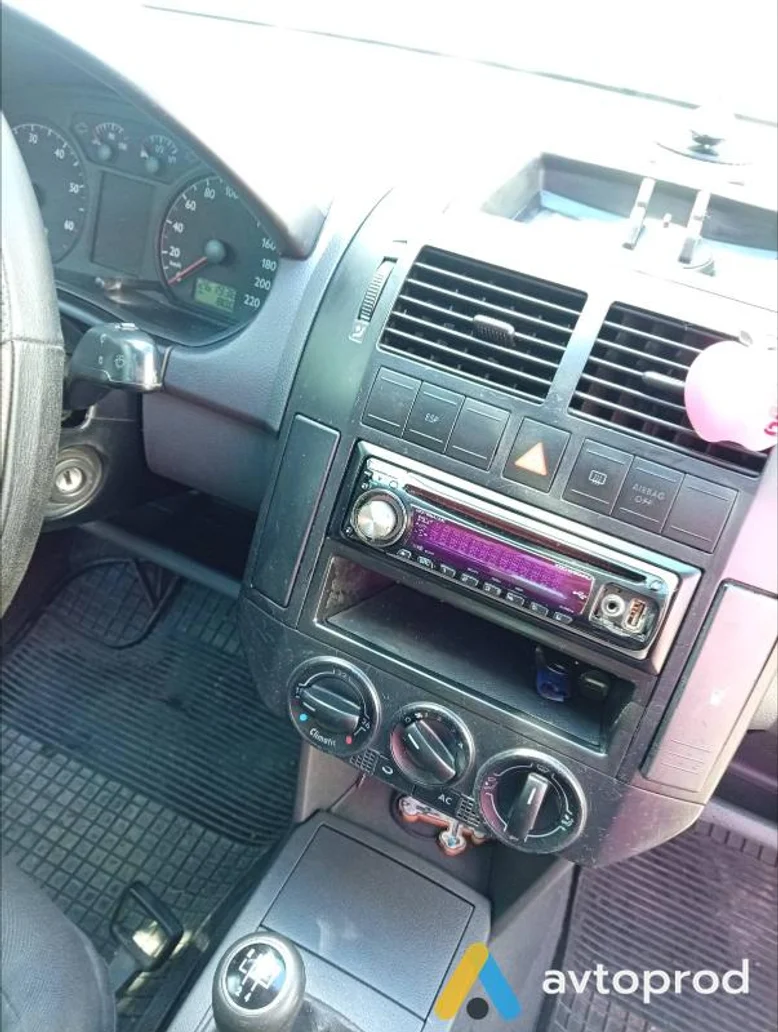 Фото 3 - Volkswagen Polo 2002