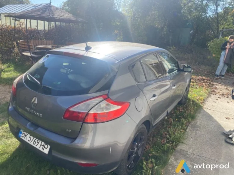 Фото 2 - Renault Megane 2010