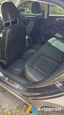 Photo 3 - Volkswagen Passat 2018