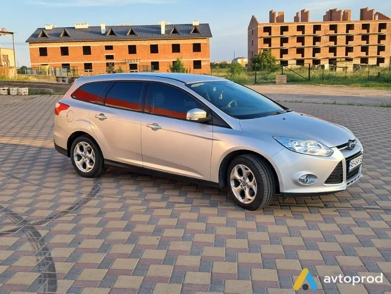 Фото 4 - Ford Focus 2013