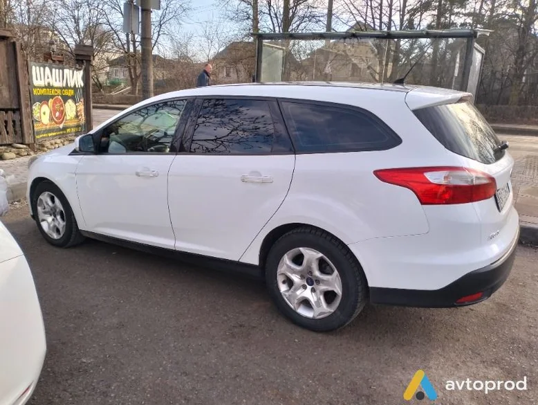 Фото 4 - Ford Focus 2013