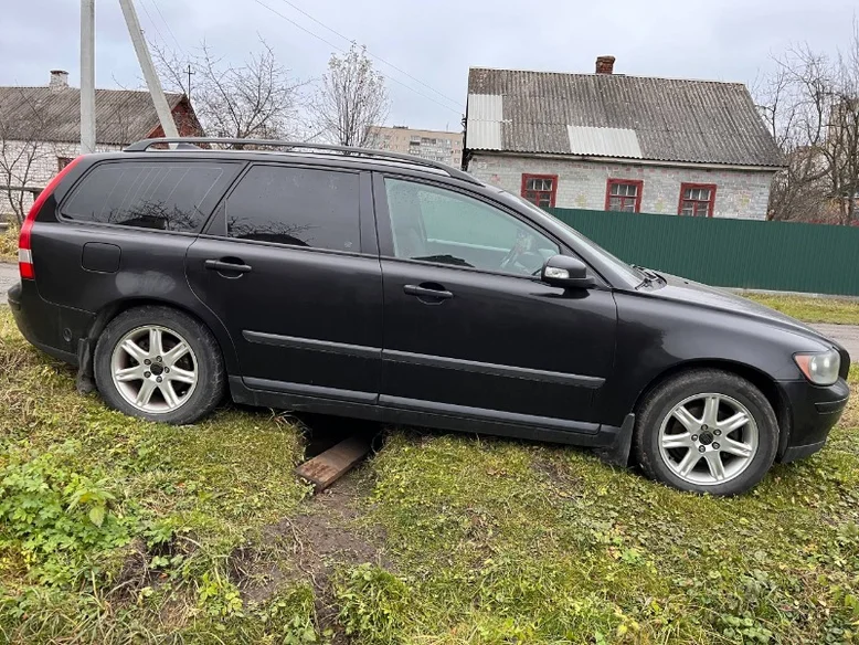 Фото 2 - Volvo V50 2006