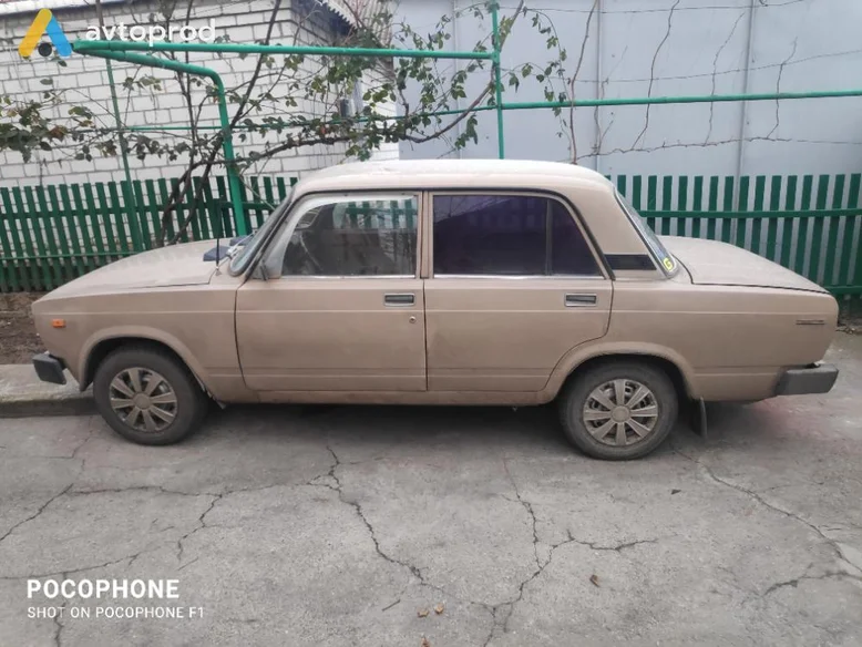 Фото 2 - VAZ 2105 1980