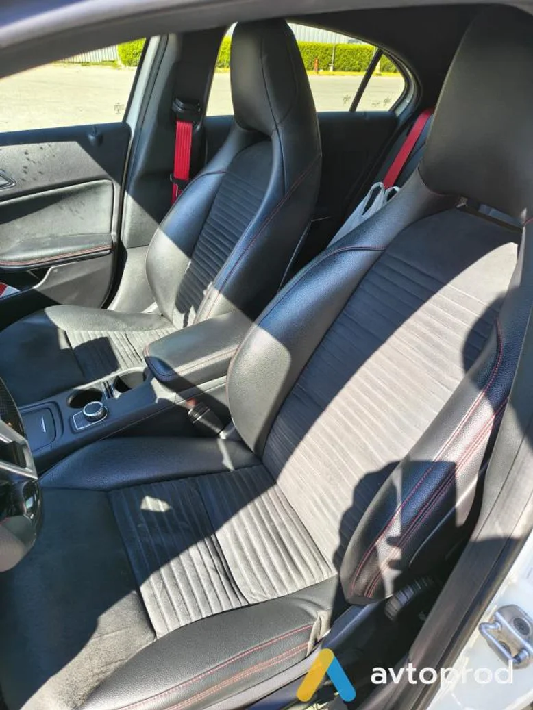 Фото 2 - Mercedes-Benz A-class 2014