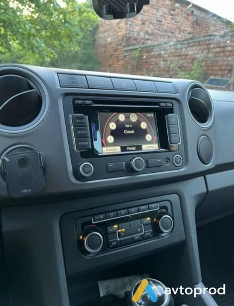 Фото 3 - Volkswagen Amarok 2009