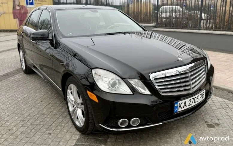 Фото 3 - Mercedes-Benz E-class 2010
