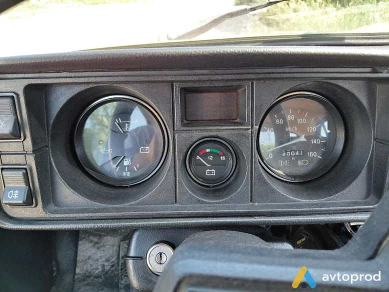 Фото 3 - VAZ 2105 1995