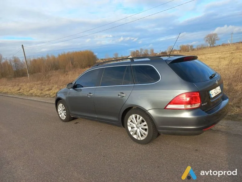 Фото 2 - Volkswagen Golf 2008