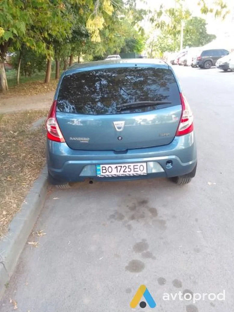 Фото 4 - Dacia Sandero 2008
