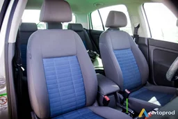 Фото 3 - Volkswagen Golf E 2007