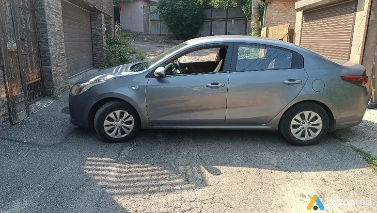 Фото 3 - Kia Rio 2018