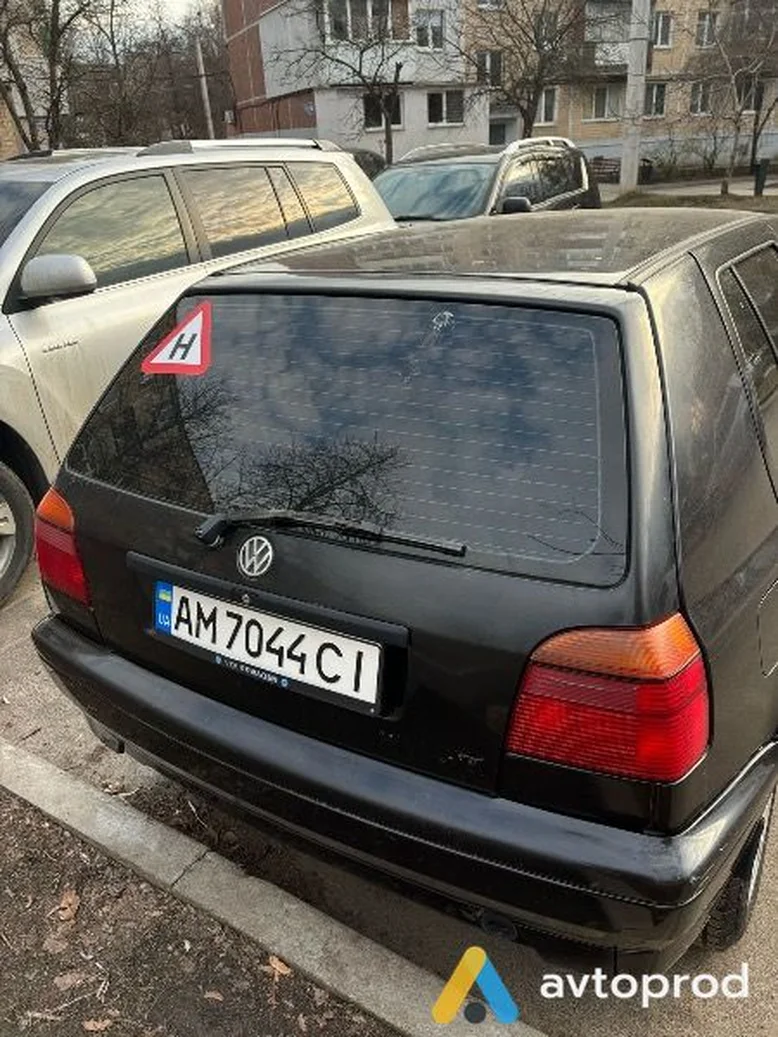 Фото 3 - Volkswagen Golf 1997