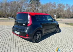 Photo 2 - Kia Soul 2016