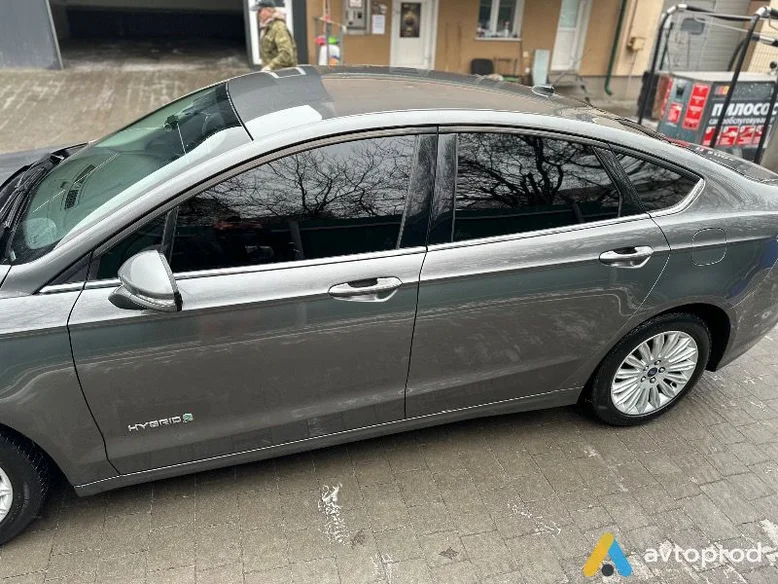 Фото 3 - Ford Fusion 2014