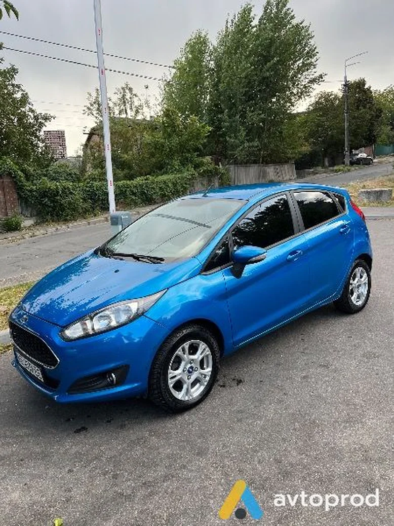 Фото 2 - Ford Fiesta 2016