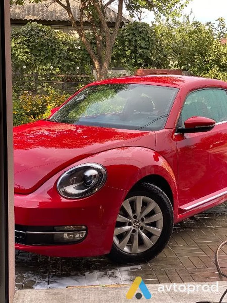 Фото 1 - Volkswagen Beetle 2014
