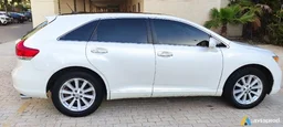 Photo 4 - Toyota Venza 2011