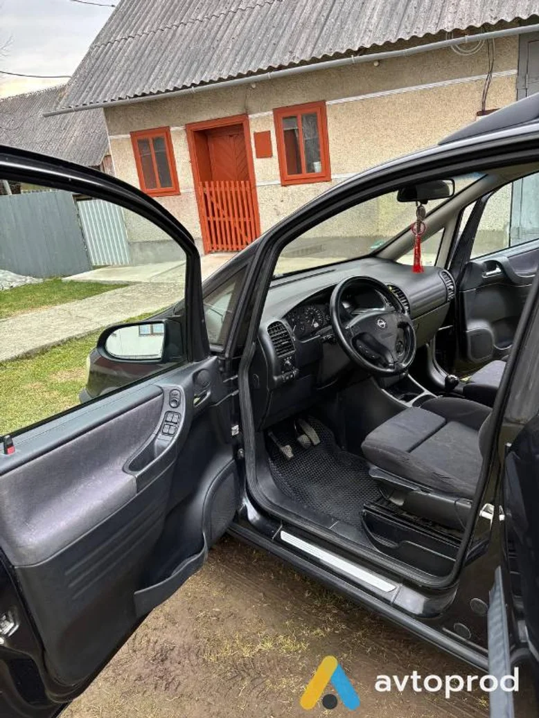 Photo 2 - Opel Zafira 2001