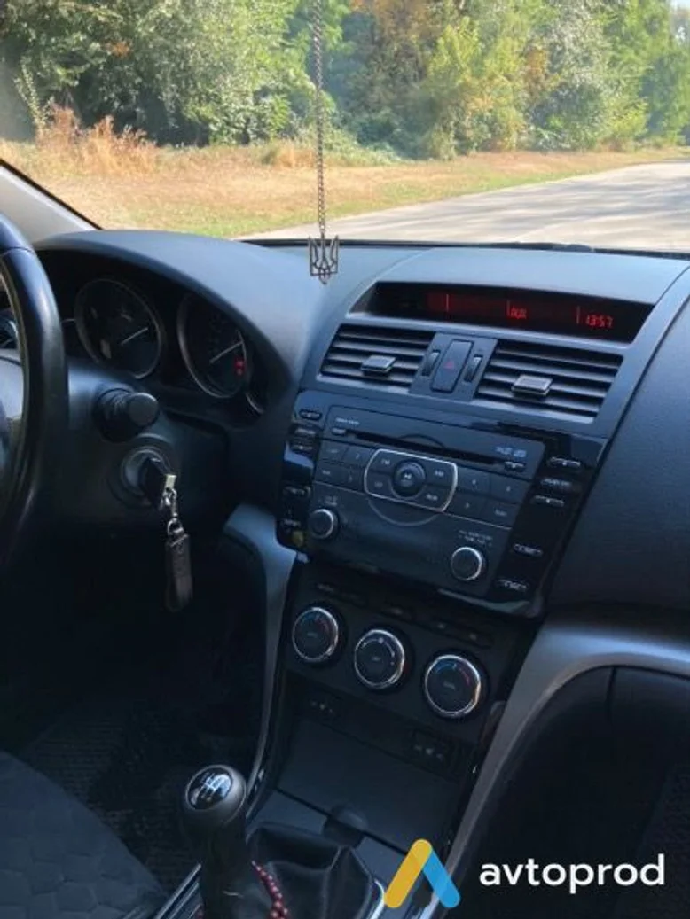 Фото 3 - Mazda 6 2010