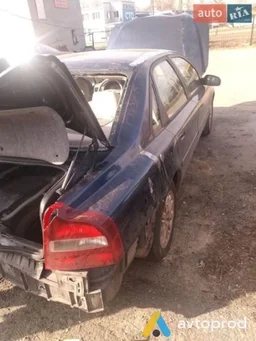 Фото 2 - Volvo S80 2001